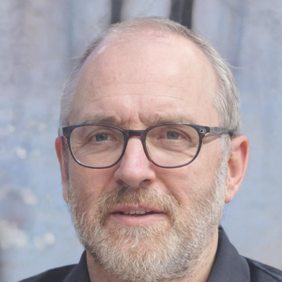 Kieran Blomqvist, Senior Financial Education Specialist